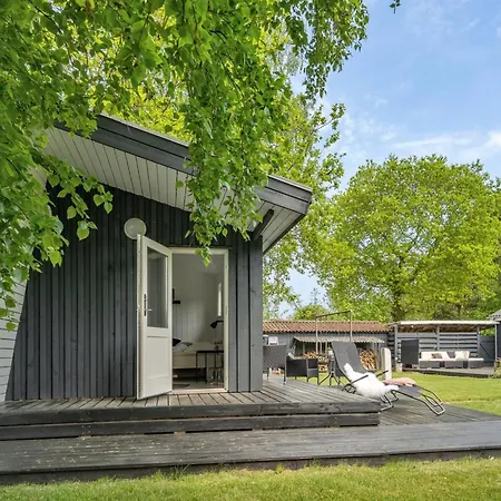 Holiday Krischan - 100m From The Sea By Interhome Hotel